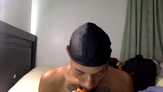 KingDerRico online show from 11.12.25