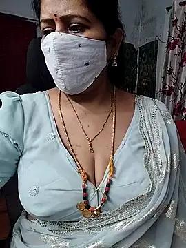 Snapshot of Rani_Darling_99 chatting on 06.12.26 Rani Darling 99 online show from 06.12.26