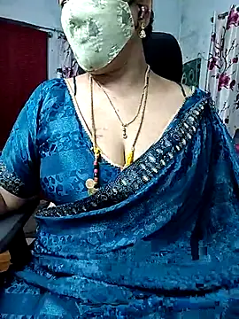 Snapshot of Rani_Darling_99 chatting on 06.17.26 Rani Darling 99 online show from 06.17.26