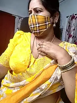 Snapshot of Rani_Darling_99 chatting on 06.18.26 Rani Darling 99 online show from 06.18.26