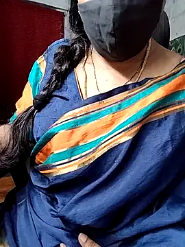 Snapshot of Rani_Darling_99 chatting on 06.20.26 Rani Darling 99 online show from 06.20.26