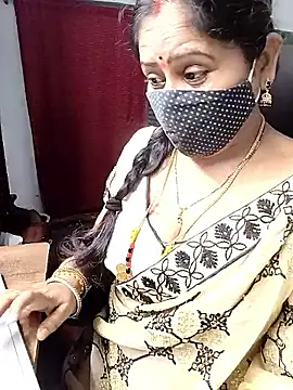 Snapshot of Rani_Darling_99 chatting on 06.21.26 Rani Darling 99 online show from 06.21.26