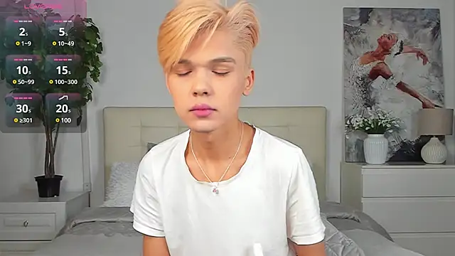 Felix Rey online show from 02.05.25