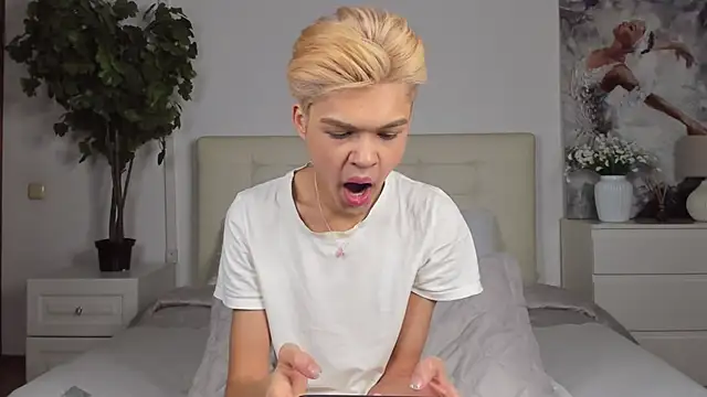 Felix Rey online show from 02.09.25