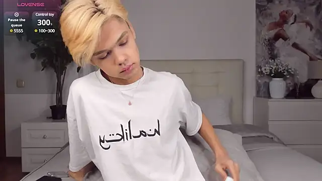 Felix Rey online show from 02.21.25