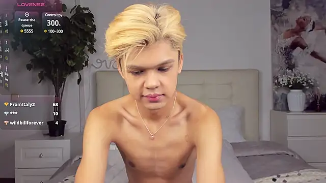 Felix Rey online show from 02.22.25