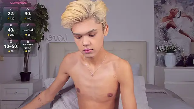 Felix Rey online show from 03.05.25