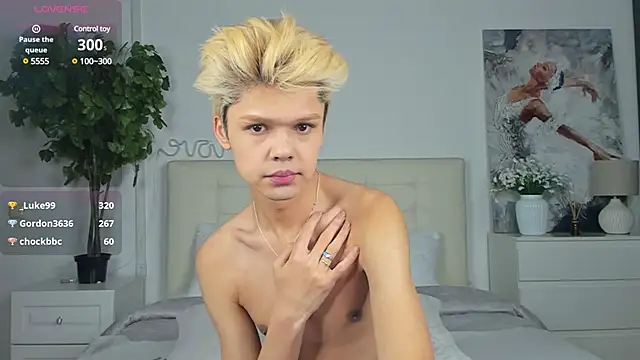 Felix Rey online show from 03.10.25