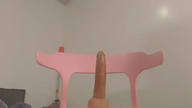 Kitty Mifl online show from 03.08.25