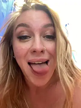 Snapshot of Sweet___Emily chatting on 01.24.25 Sweet   Emily online show from 01.24.25