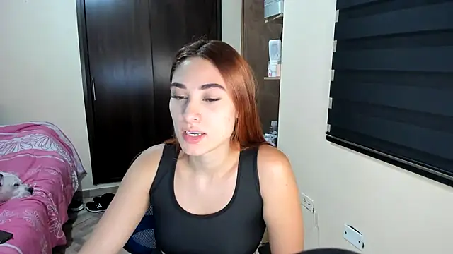 Amy Walker online show from 03.21.25