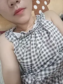 Snapshot of 2_sex chatting on 05.21.26 2 sex online show from 05.21.26