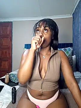 Queen-Chocolate online show from 03.02.25