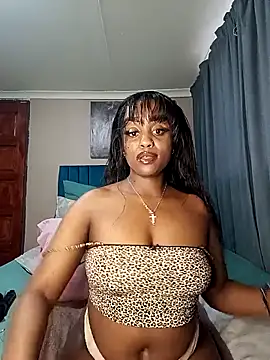 Queen-Chocolate online show from 09.20.25