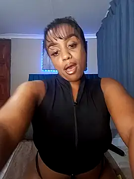 Queen-Chocolate online show from 11.16.25