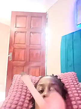 Queen-Chocolate online show from 01.06.26