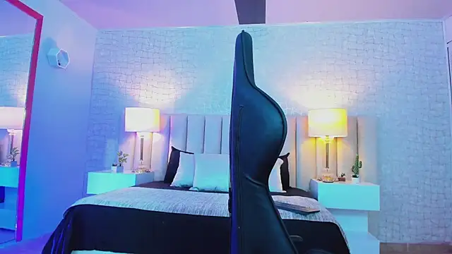 sara parker069 online show from 03.20.25