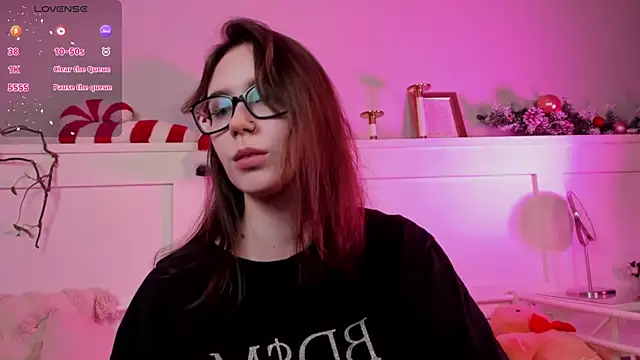 UnaMedison online show from 12.24.24