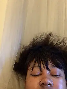 Snapshot of Sexy_ebony_BunNey chatting on 03.21.25 Sexy ebony BunNey online show from 03.21.25