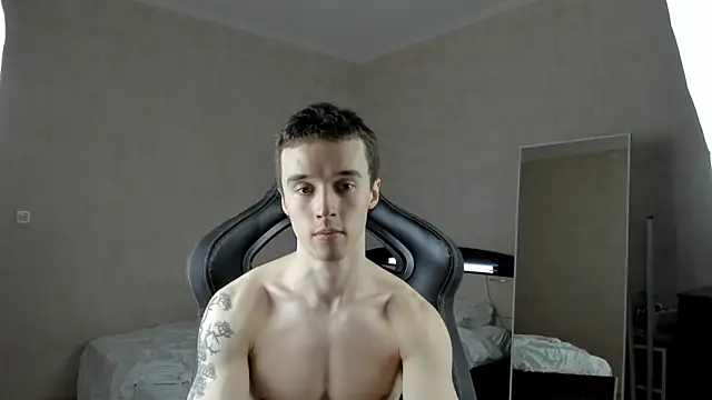 Snapshot of MasonWarholl chatting on 02.08.25 MasonWarholl online show from 02.08.25