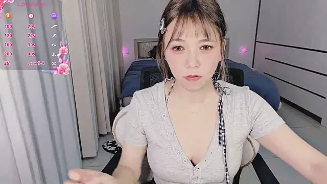 Snapshot of miyababytw chatting on 04.29.26 miyababytw online show from 04.29.26
