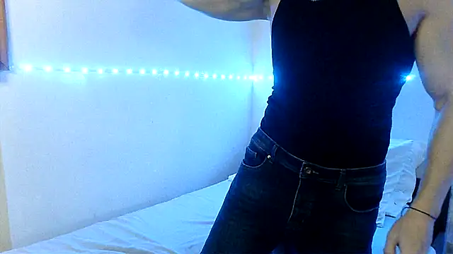 Snapshot of Alexx_Fit023 chatting on 12.13.24 Alexx Fit023 online show from 12.13.24