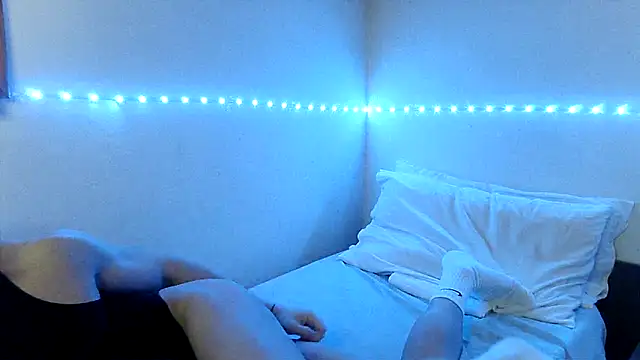 Snapshot of Alexx_Fit023 chatting on 12.27.24 Alexx Fit023 online show from 12.27.24