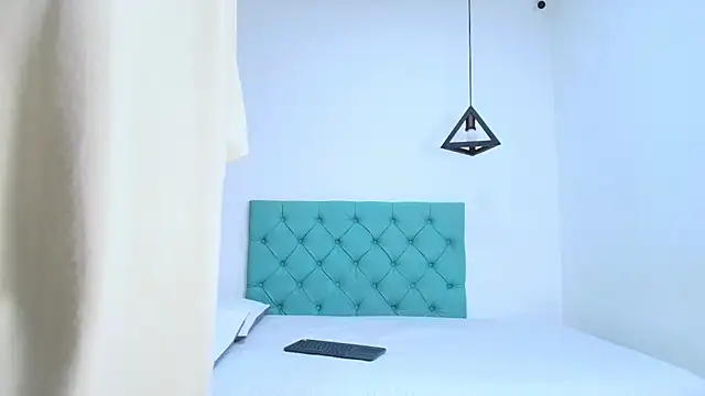 Snapshot of Tinny_and_Candy chatting on 02.16.25 Tinny and Candy online show from 02.16.25