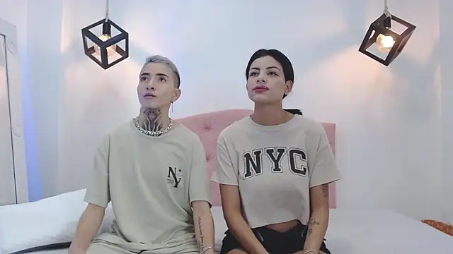 Snapshot of Tinny_and_Candy chatting on 03.12.25 Tinny and Candy online show from 03.12.25