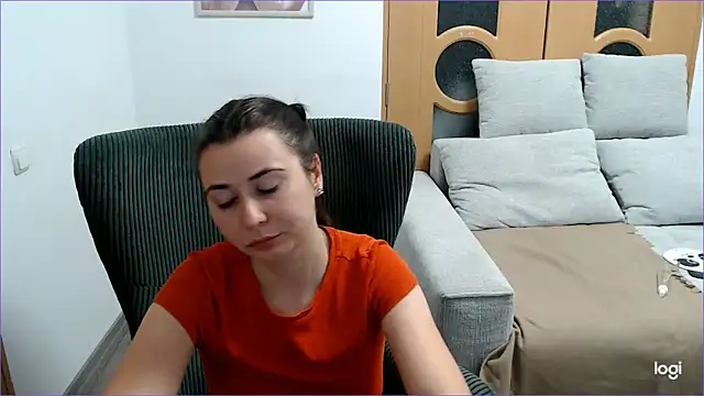 Snapshot of VioletaFlower7 chatting on 12.02.25 VioletaFlower7 online show from 12.02.25