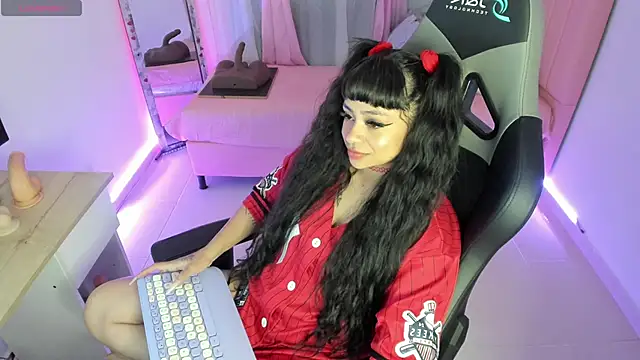 zoesullivan online show from 01.26.25