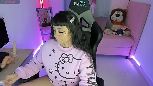 zoesullivan online show from 03.18.25