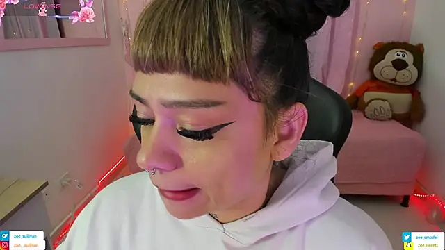 zoesullivan online show from 11.07.25