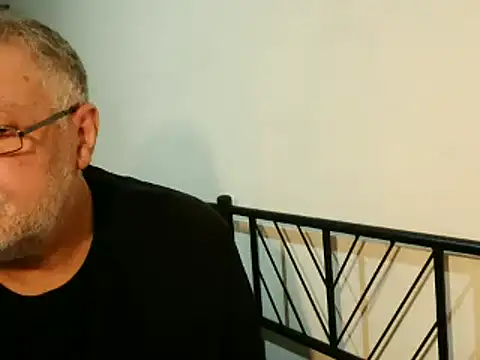 100Tauros online show from 10.04.25