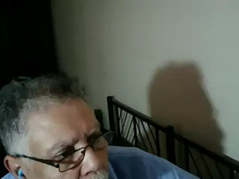 100Tauros online show from 12.17.25