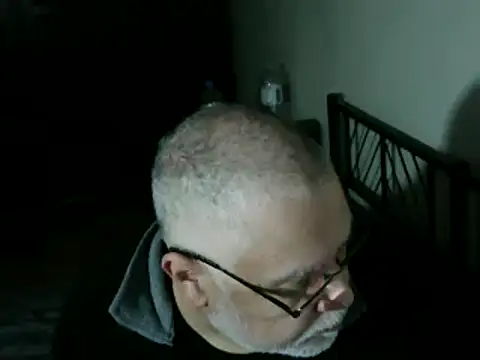 100Tauros online show from 12.21.25