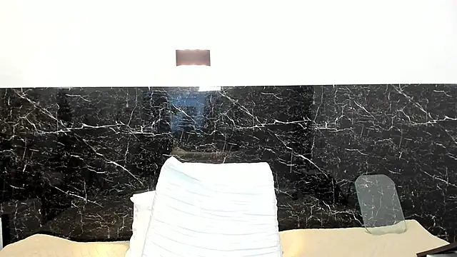 Snapshot of Juliabadlee chatting on 03.08.25 Juliabadlee online show from 03.08.25