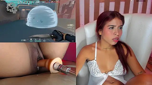 Snapshot of XimenaReid chatting on 01.30.25 XimenaReid online show from 01.30.25