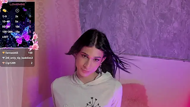 Mara friendboy699 online show from 12.12.24