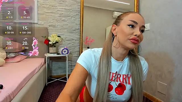 Alessa Burns online show from 11.08.25