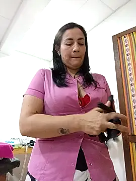 Snapshot of XGabrielaXX chatting on 10.02.25 XGabrielaXX online show from 10.02.25