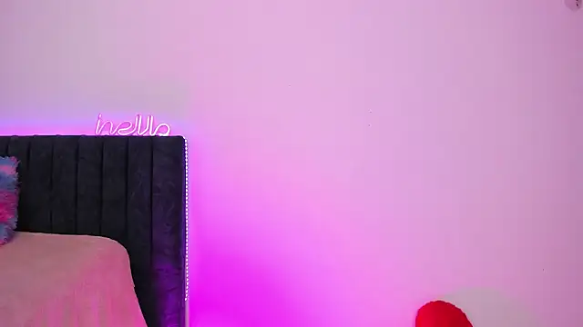 Snapshot of liaqueen610 chatting on 01.09.25 liaqueen610 online show from 01.09.25