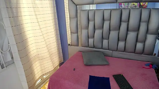 sophia ny online show from 03.18.25