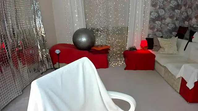 KarinaSweeety online show from 10.07.25