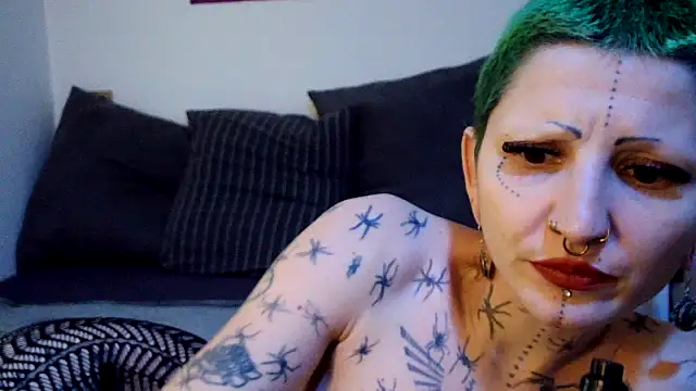 Snapshot of ValeryCrowley14 chatting on 02.10.26 ValeryCrowley14 online show from 02.10.26