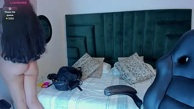 BarbaraKnox  online show from 01.14.26