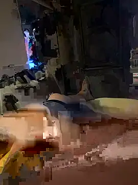 Snapshot of MatthewEmme chatting on 10.26.25 MatthewEmme online show from 10.26.25