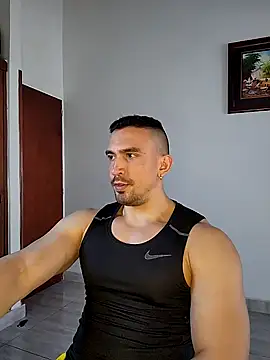 Snapshot of jhay-crux chatting on 02.05.25 jhay-crux online show from 02.05.25