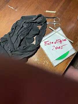 Ariel Ari online show from 11.06.25