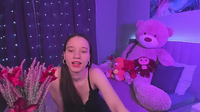 StaceySunny online show from 02.14.25